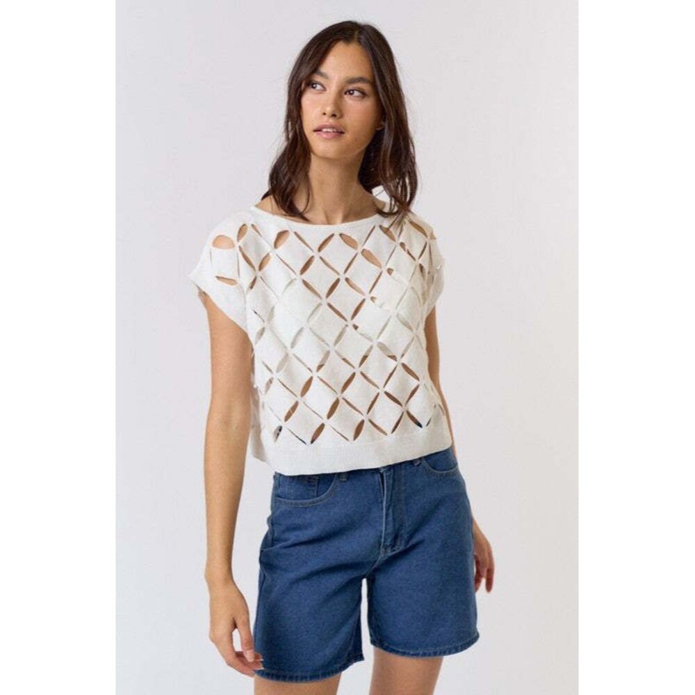 Lalavon Cut Out Detail Knit Top